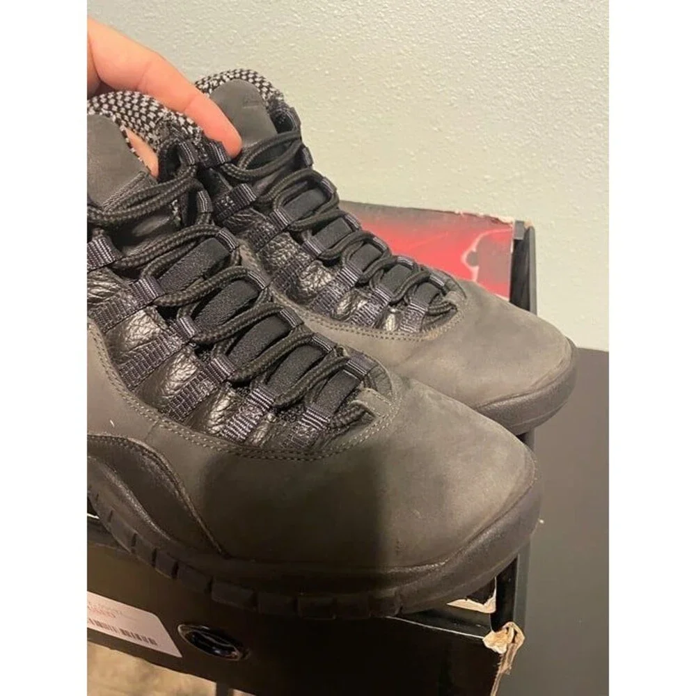 Jordan 10 CDP size 9.5 Men's Shoes Used 310805 061